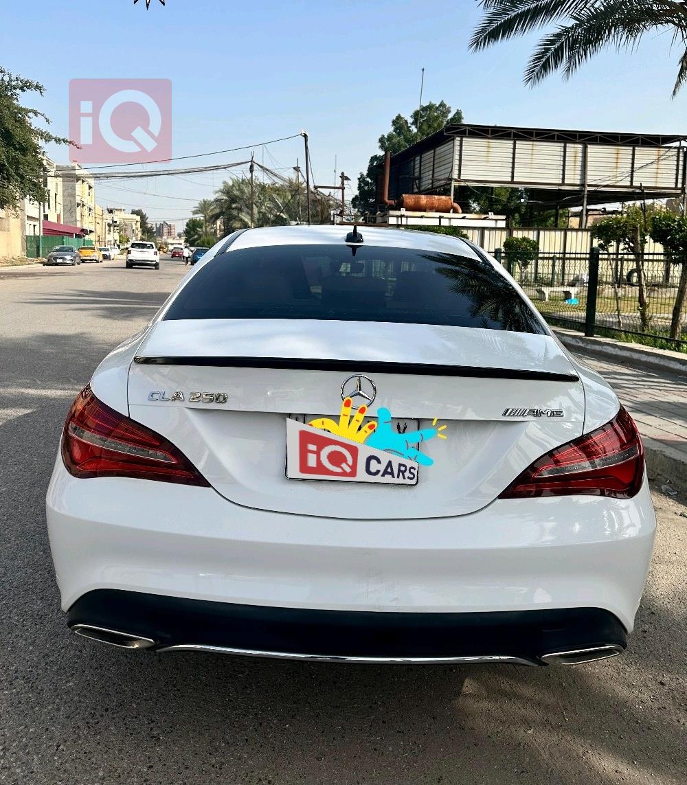 مرسيدس بنز CLA